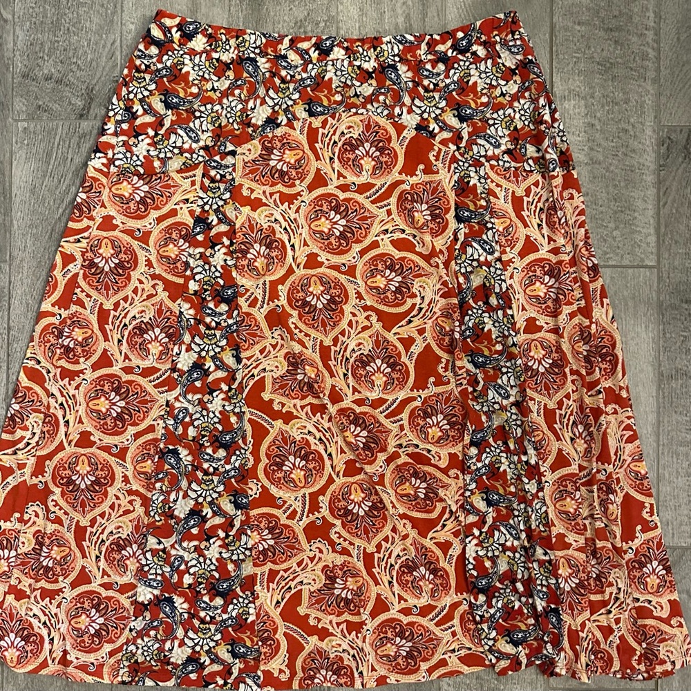 Cato Plus Size Floral Patterned Skirt in Red and Cream